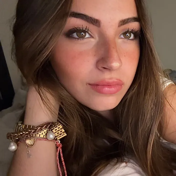 nuuriiagomez_