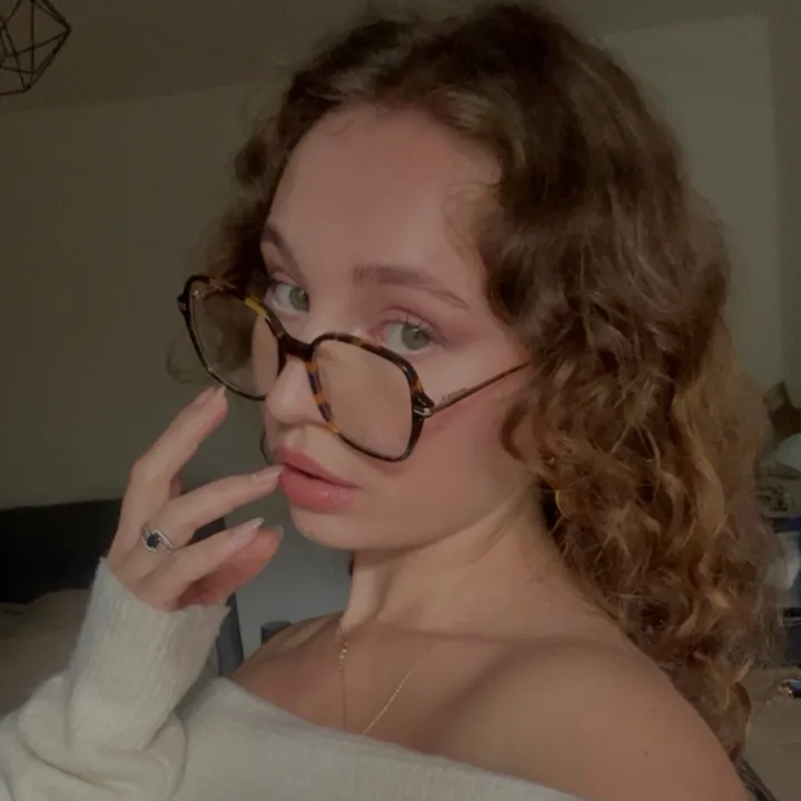 @aimaryllis_