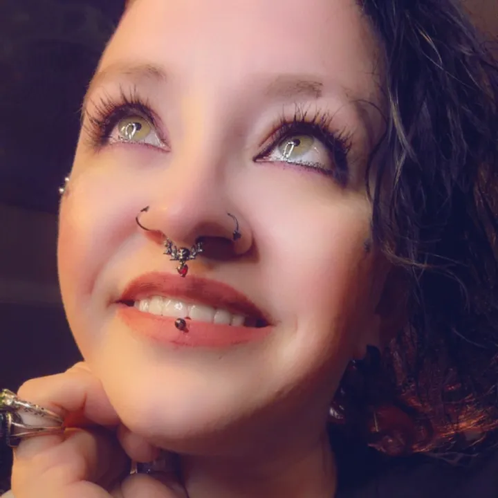 @greeneyedghostie