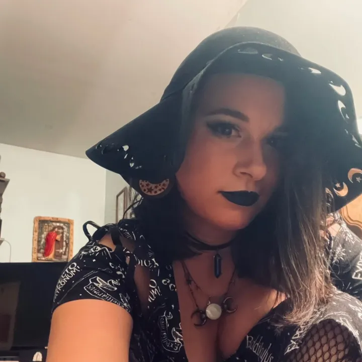 inappropiate_belle