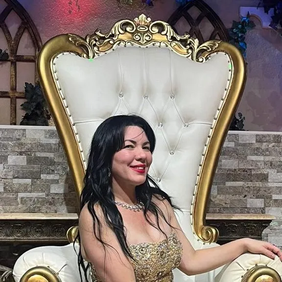 @lafamiliatorreshome