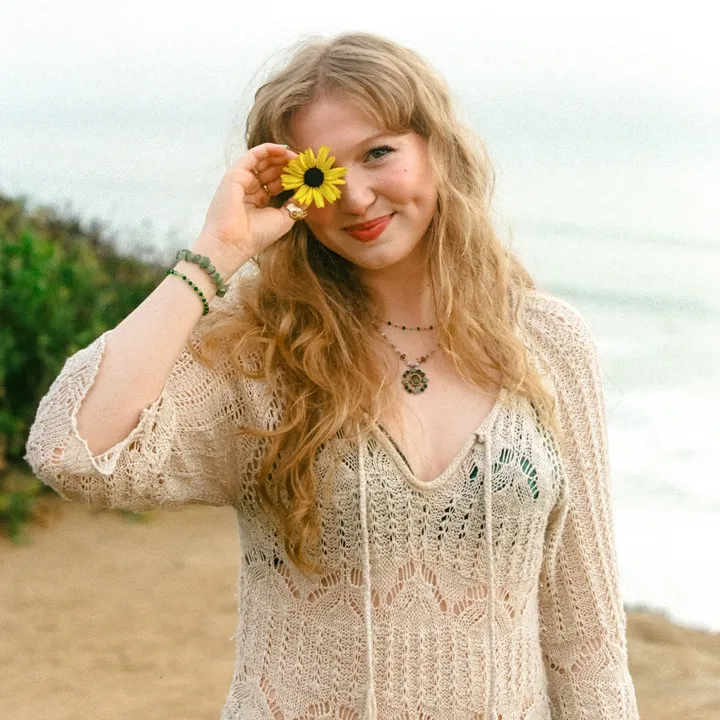 abigailzoelewis