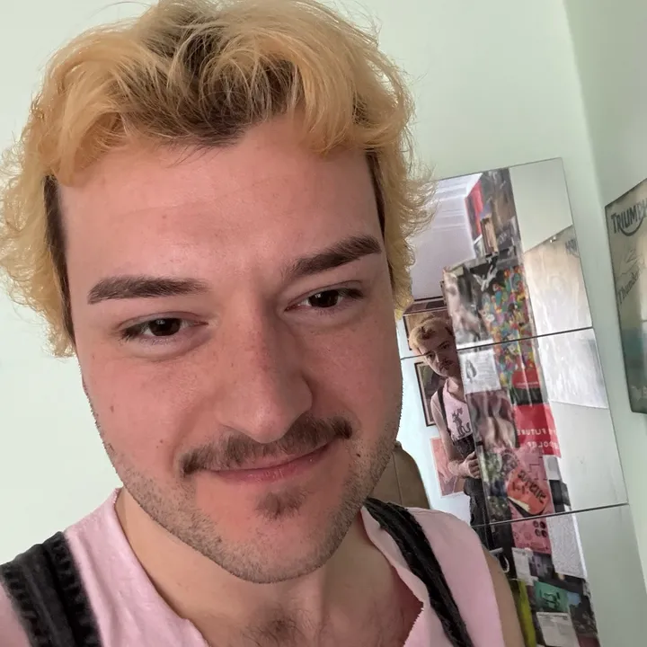 @misterskelton