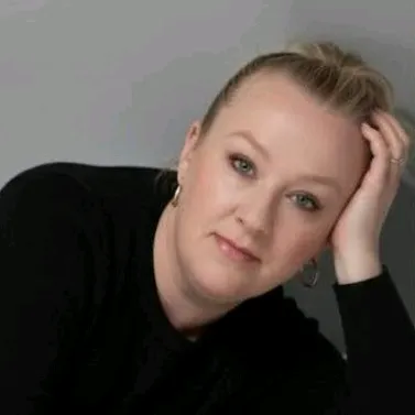 amy.turner74