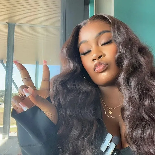 @lyfewithmoni