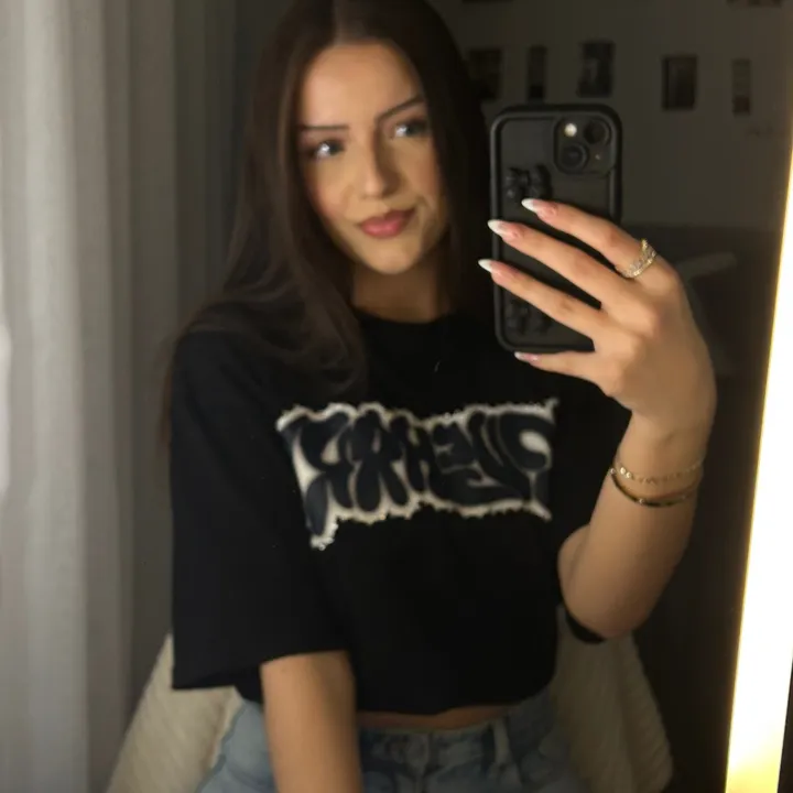 @anesaarexha