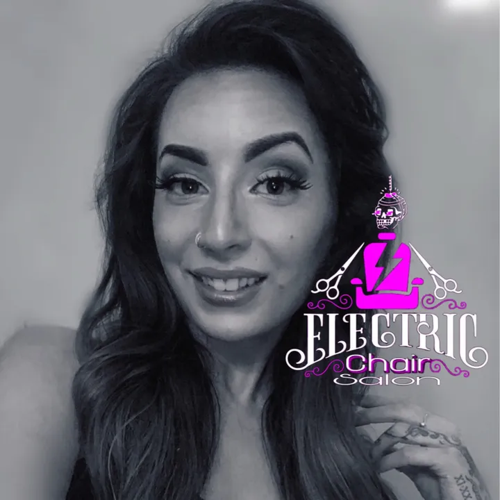 @electric.chair.salon
