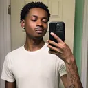@hollow_hollis