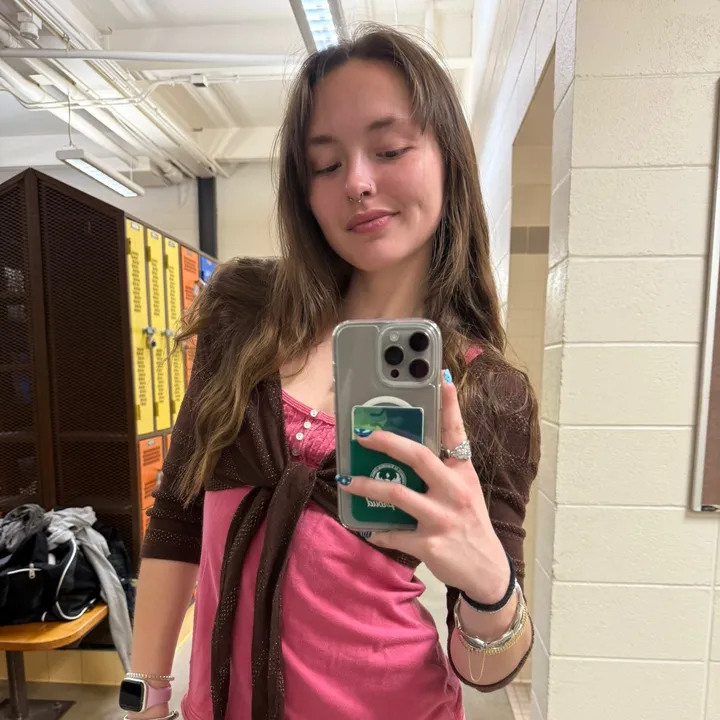 @madelinedevillers