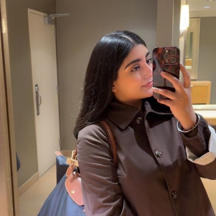 Simran🧸 - Churayi The ProhpeC
