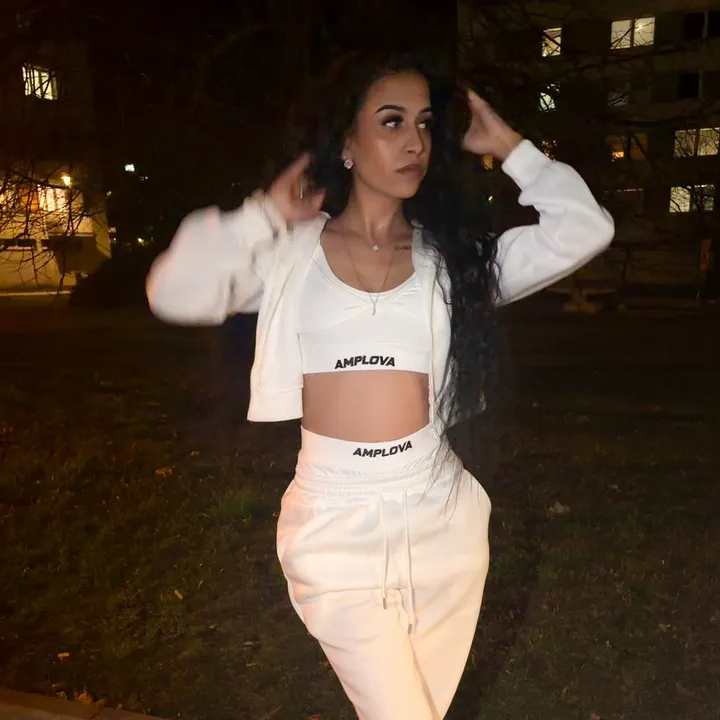 @si.gaborova