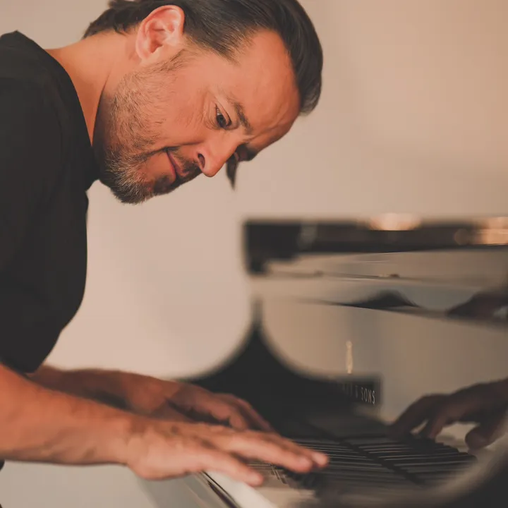 @pianistpaulcardall