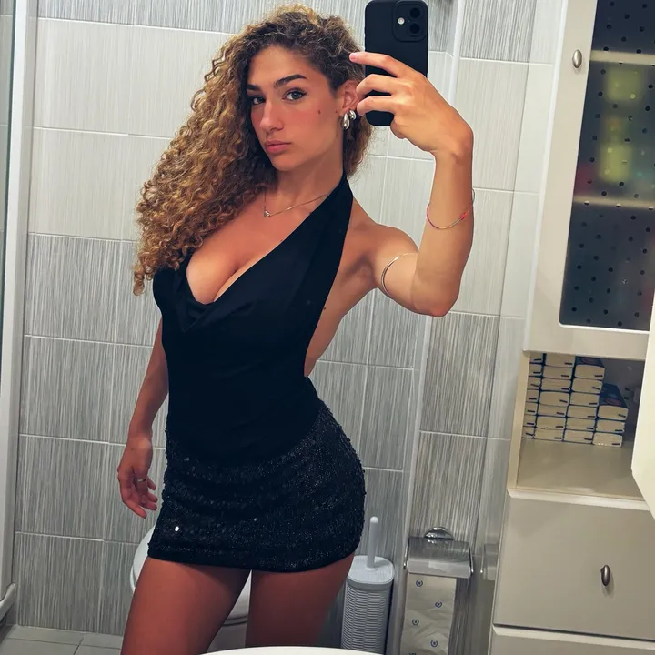 @evabruni_