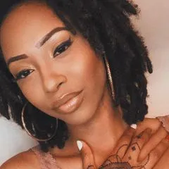 @shaylasocials