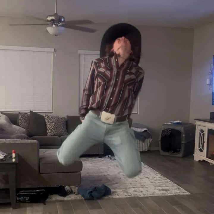 @casketronnn