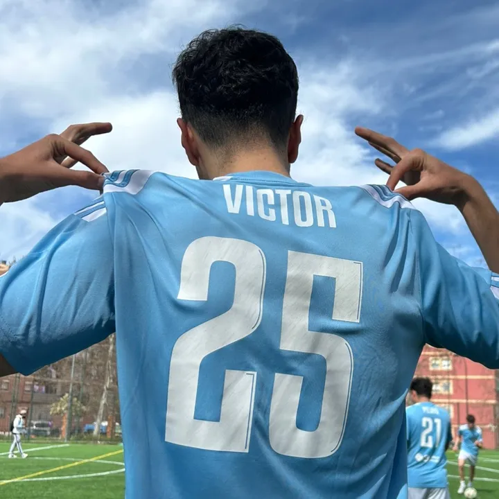 @victorufo_25