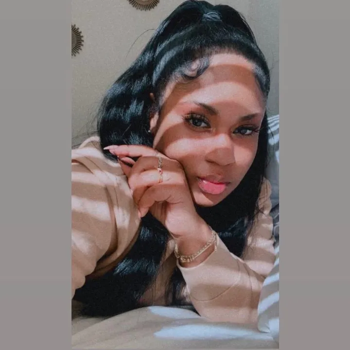 arielsimone_xo