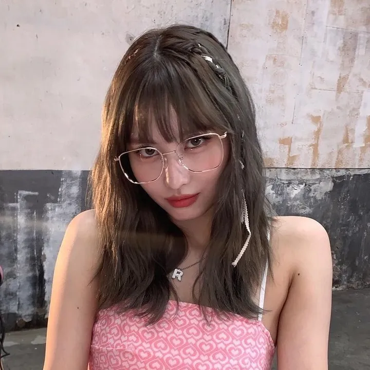 @shiningmomori