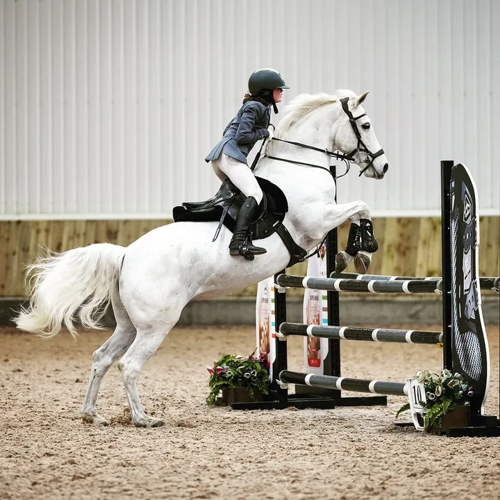 @lucie_jumps