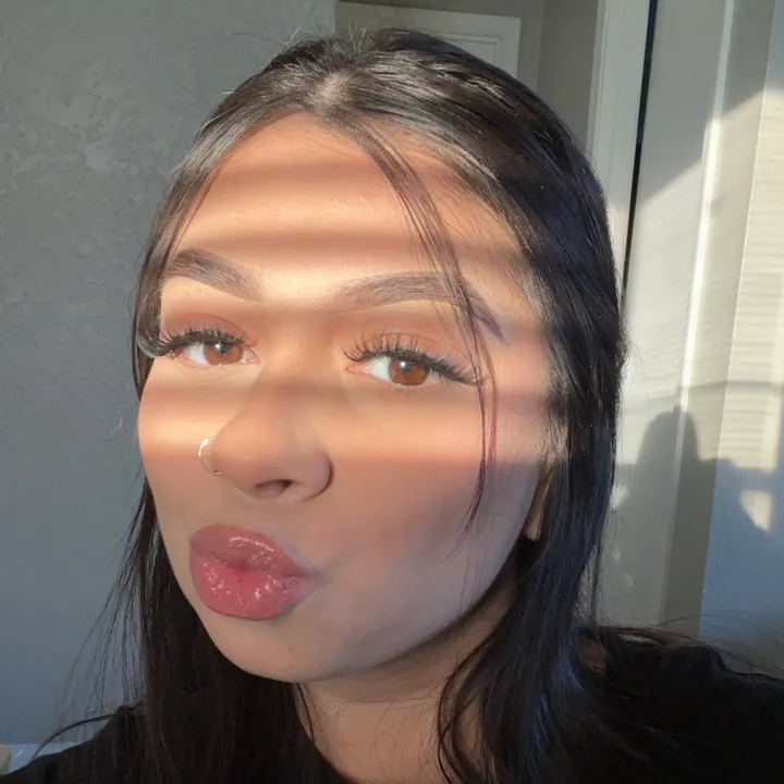 @ailynlozanoo