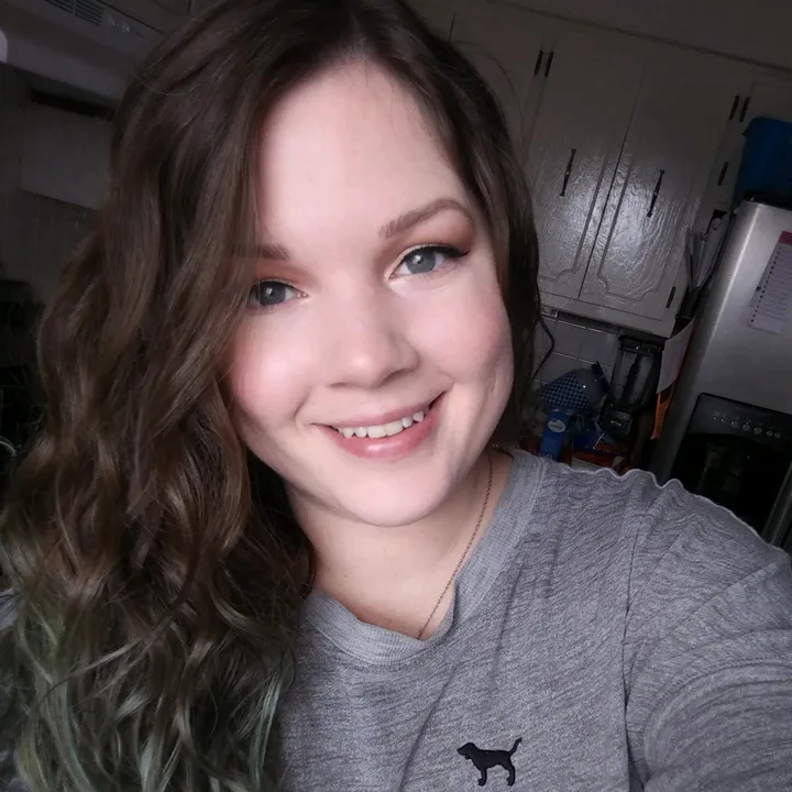 @tessashali