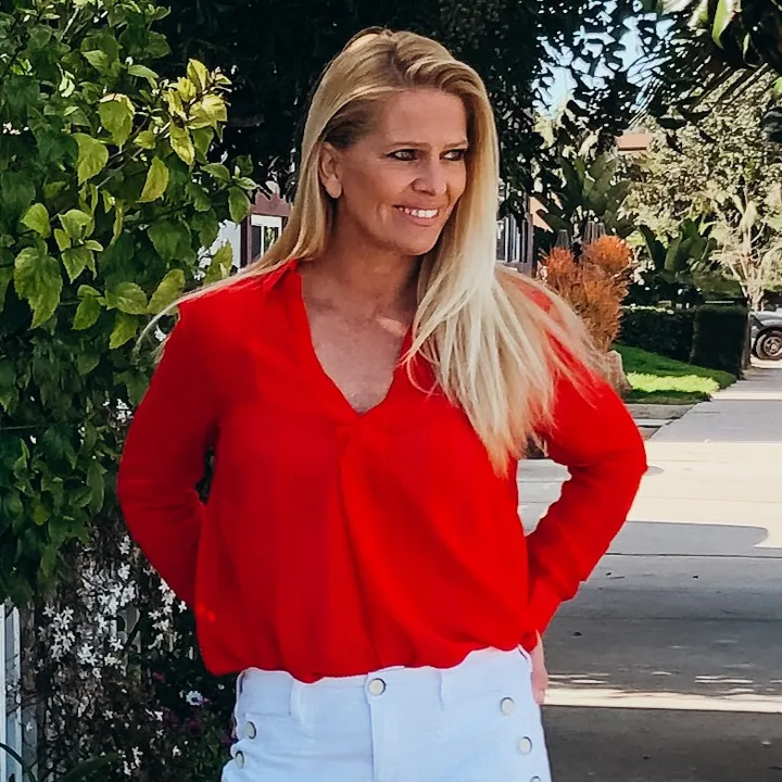 @theblondeandco