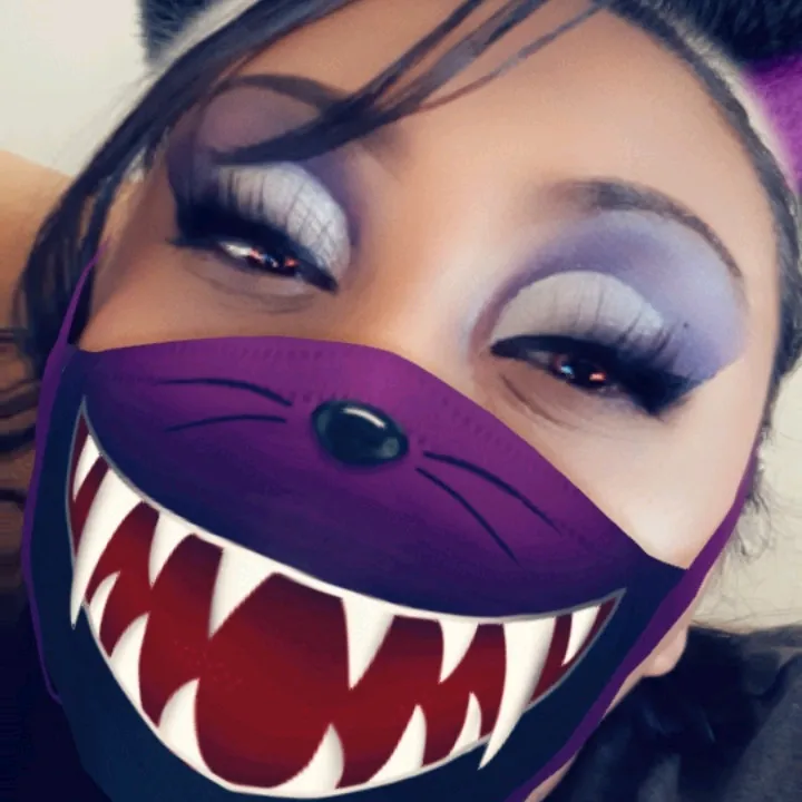 @makeupxatenea