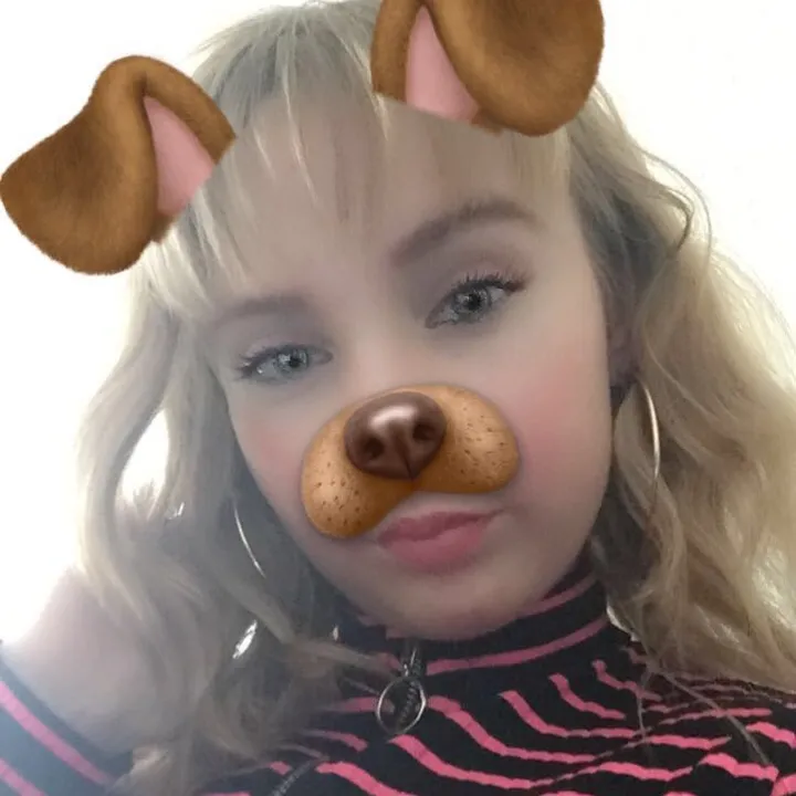 @leonieweerts