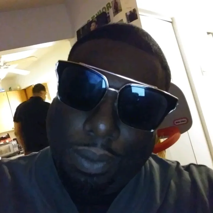 @cntntcre8tr