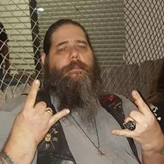@chewyperry