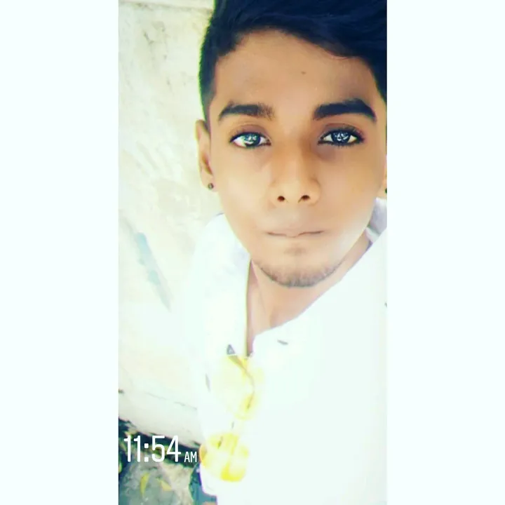 @justin_vicky_official