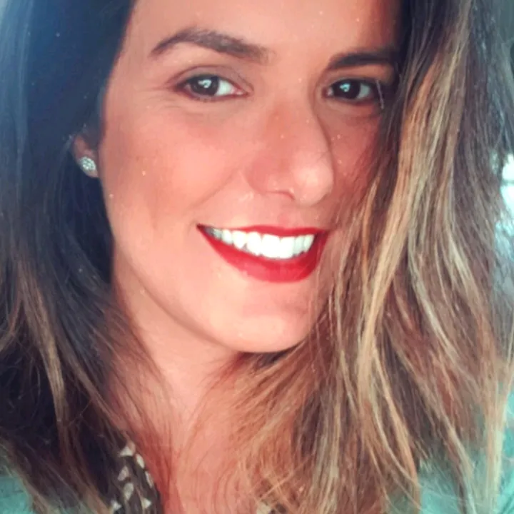 deborasrour