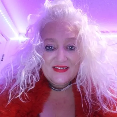 @blonde_barbie777