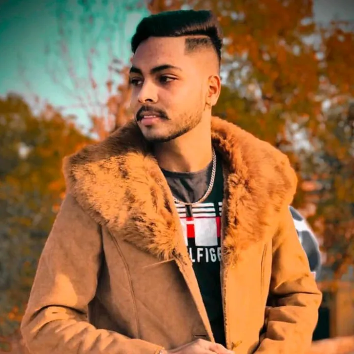 itz_simarmaan_302