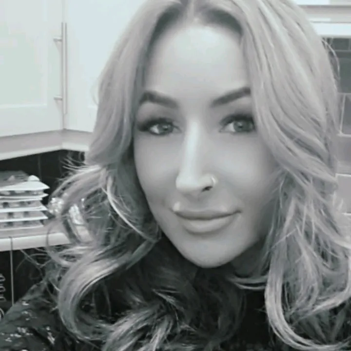 nicola.conway