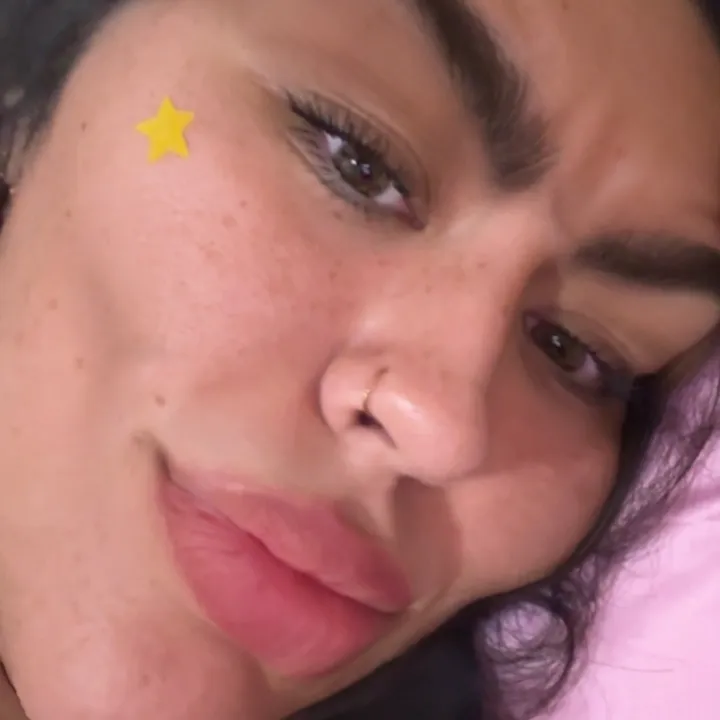 @traumatizedbhaddie