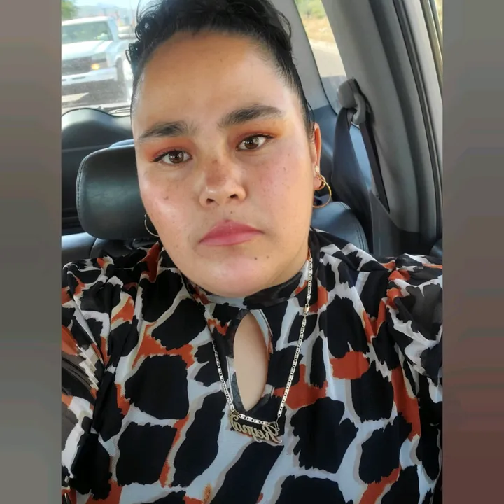 reyna122989