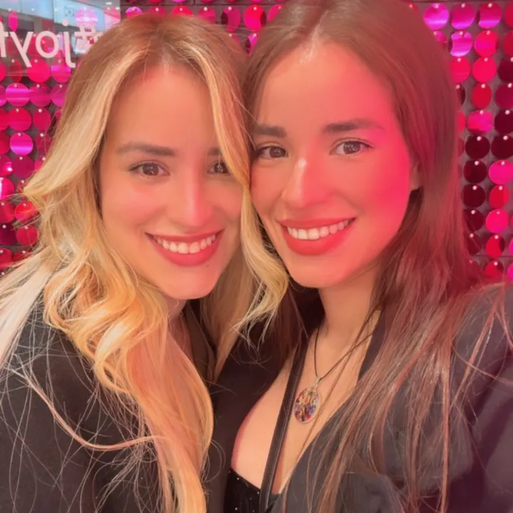 @marias.twins