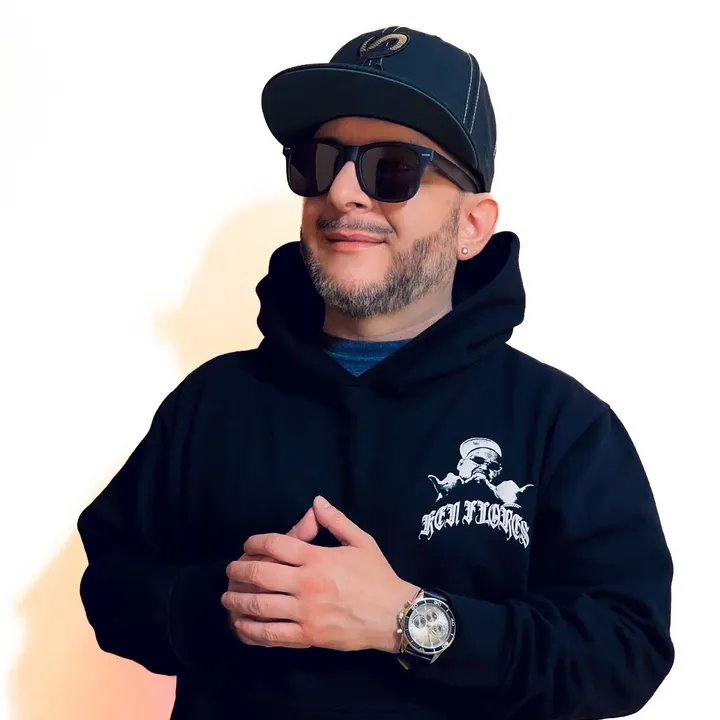 @joeyvillagomez
