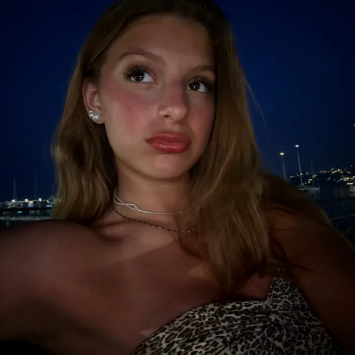 @luciaasolari
