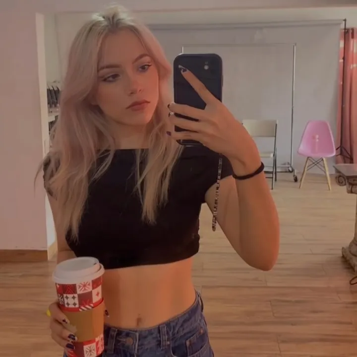 @grecia_charles