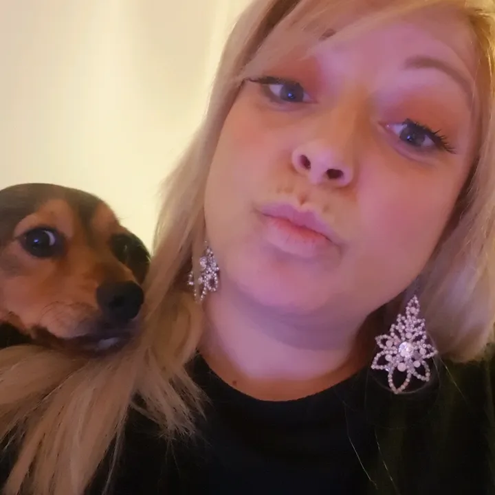 @rondaelisa