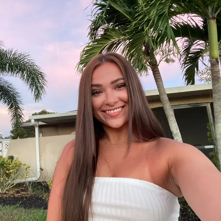 @hayylarochelle