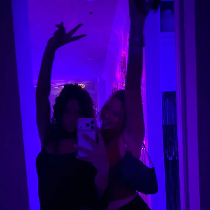 nikkitadarnell_