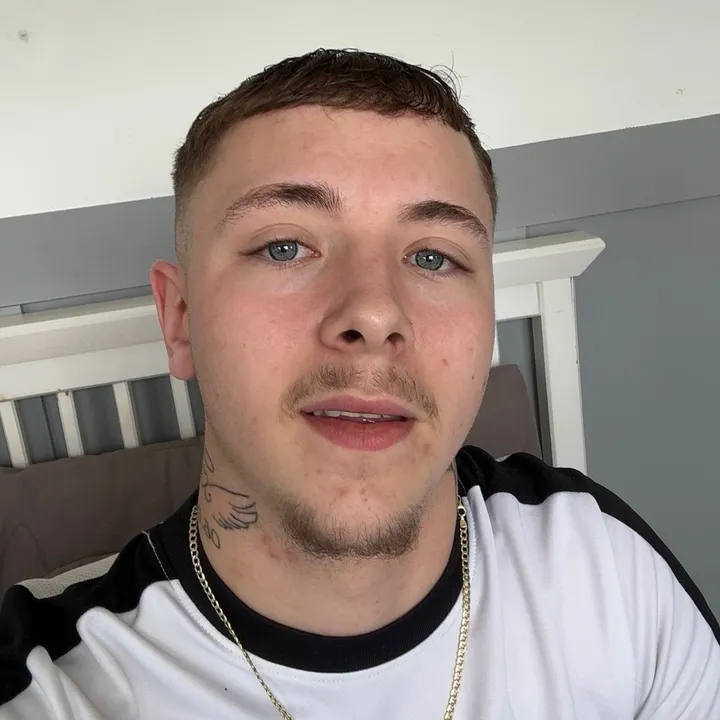 lewis_the_teendad