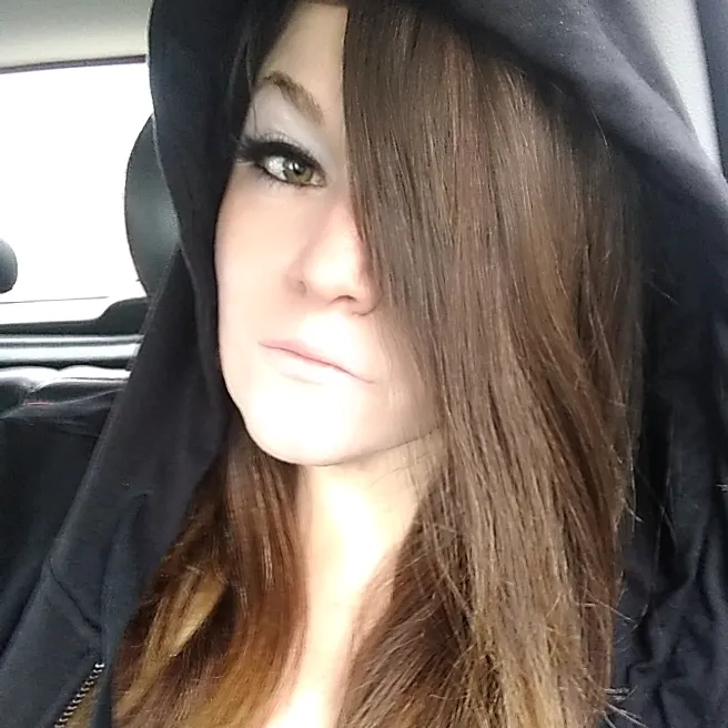 mzhollyw00d