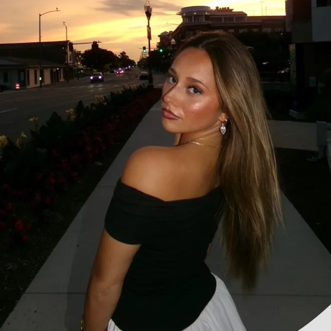 @lylaaonline
