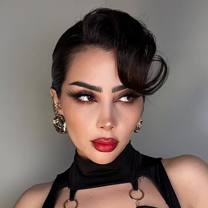 @vaimonroe