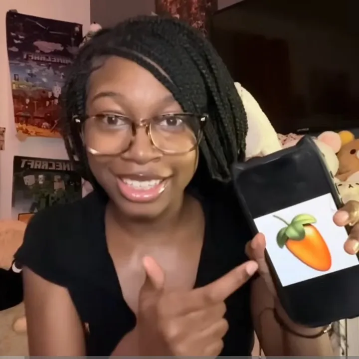 @mooda_monsterspam
