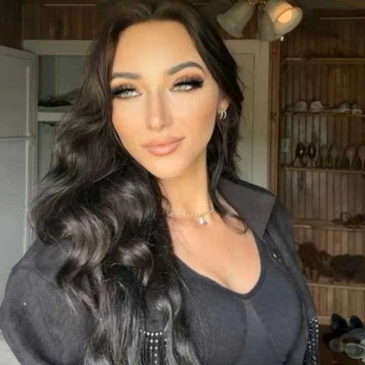 @nicole1118i